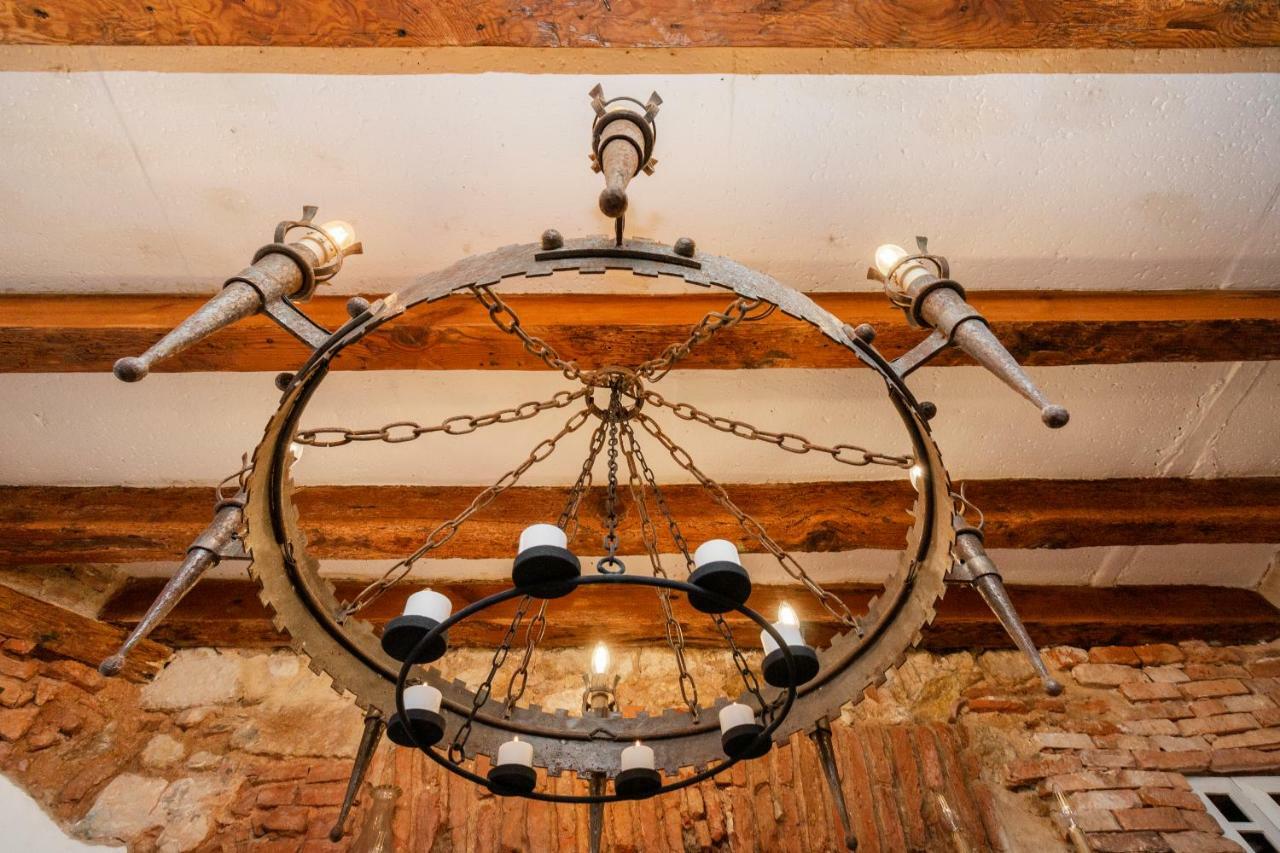 Romantic Medieval Apartment リスボン エクステリア 写真
