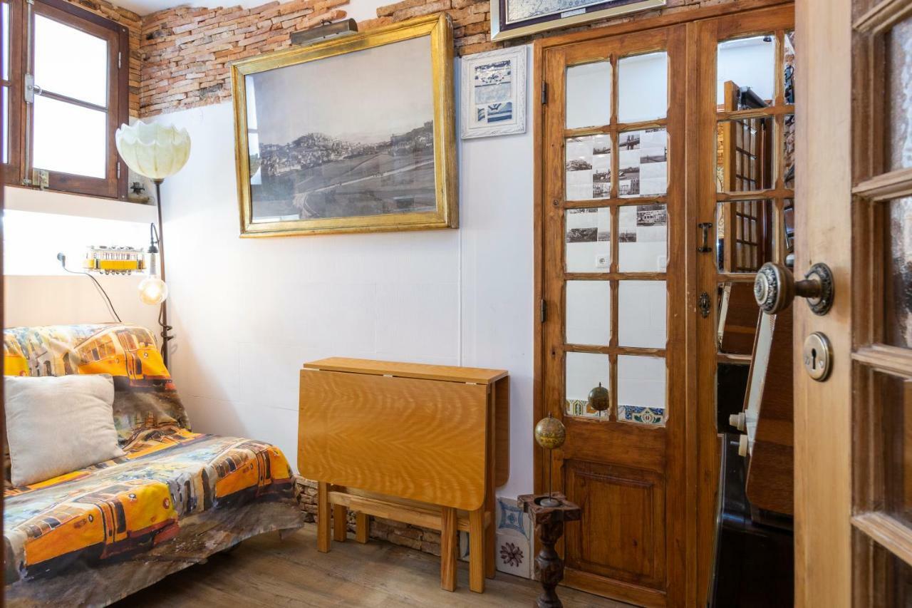 Romantic Medieval Apartment リスボン エクステリア 写真